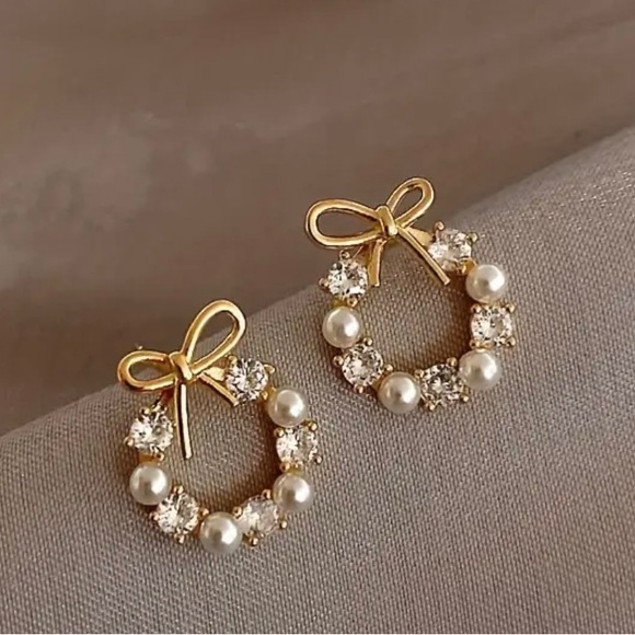 Drop diamond bow earrings - Picture 7 of 7